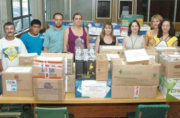 Biblioteca beneficia entidade com doações